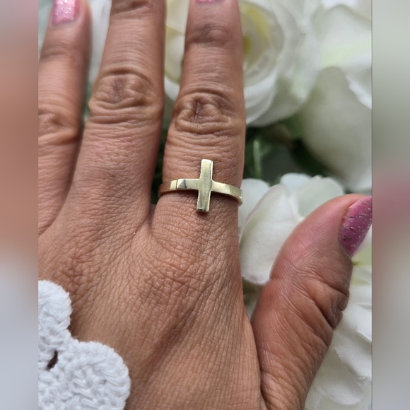 ❤️ GOLDEN SW CROSS STERLING SILVER RING - Picture 3 of 5